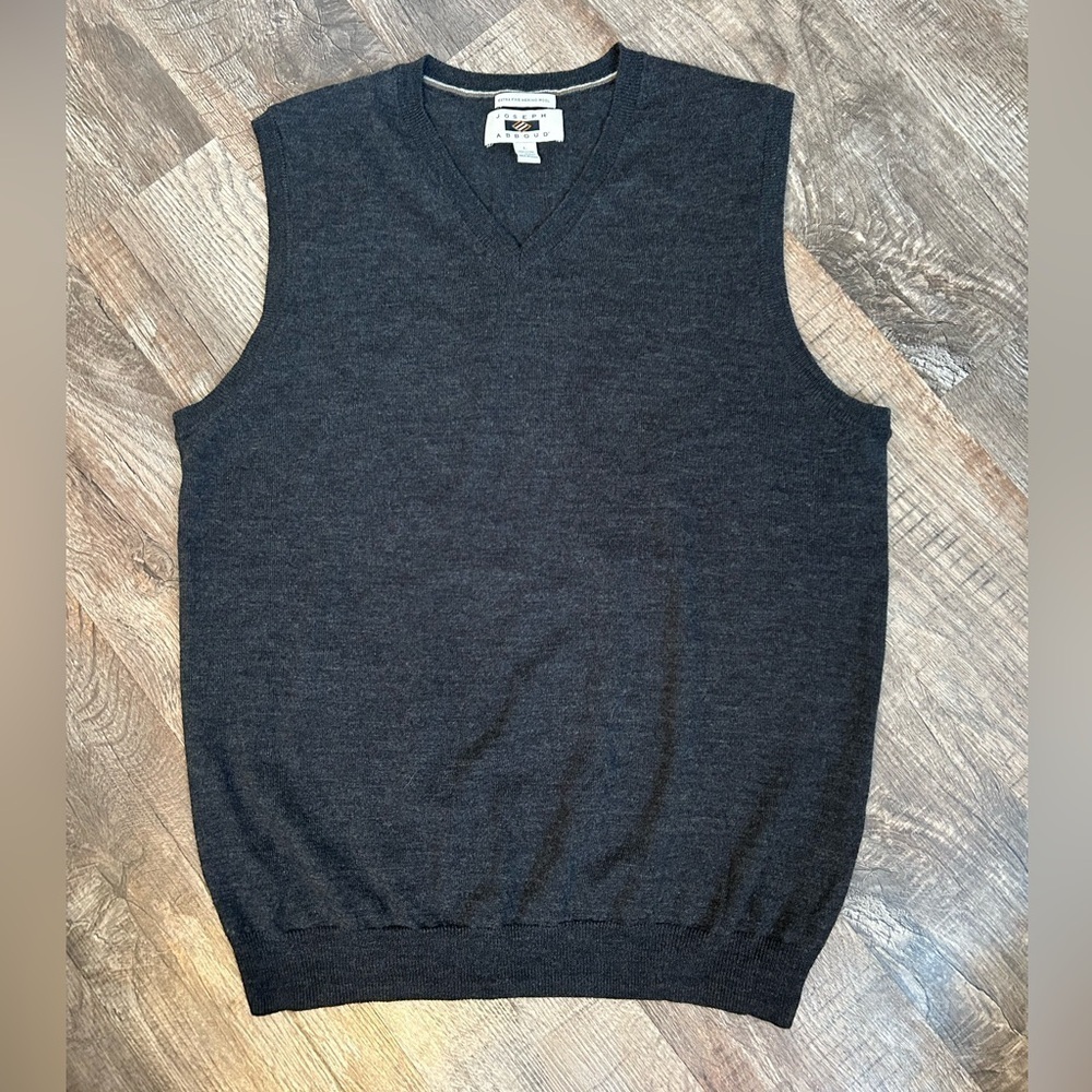 Joseph Abboud Men's Gray 100% Extra Fine Merino Wool V Neck Sweater Vest Large